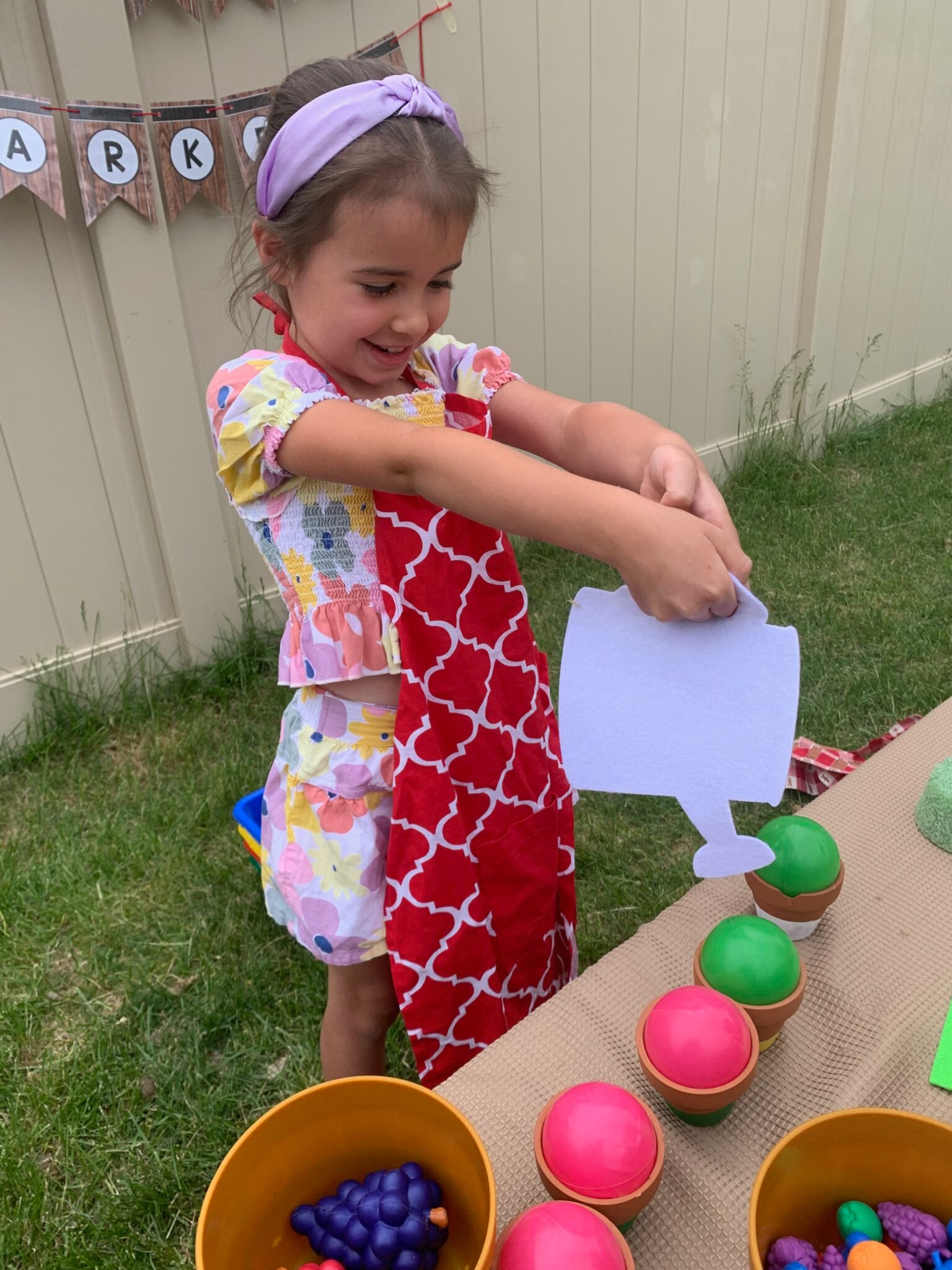 Creating a Farmers Market Dramatic Play Corner in Your Classroom – Xiao ...